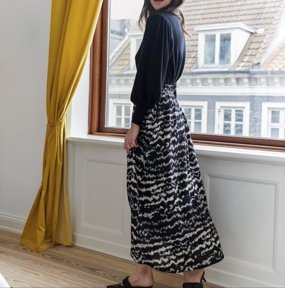 KAFFE Scandi Graphic Print A-Line Skirt with Pockets - 4 / 36 EU  - NWT